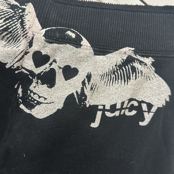 Juicy Capri Sweatpants - Picture 2 of 6